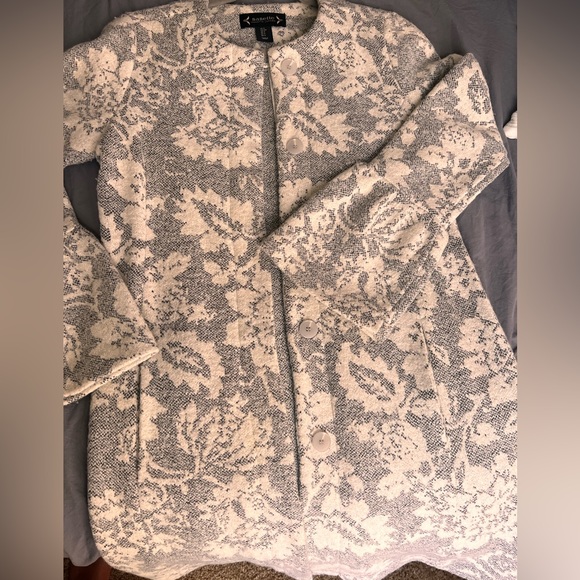 Nannette Lepore woman’s wool coat - Picture 6 of 7